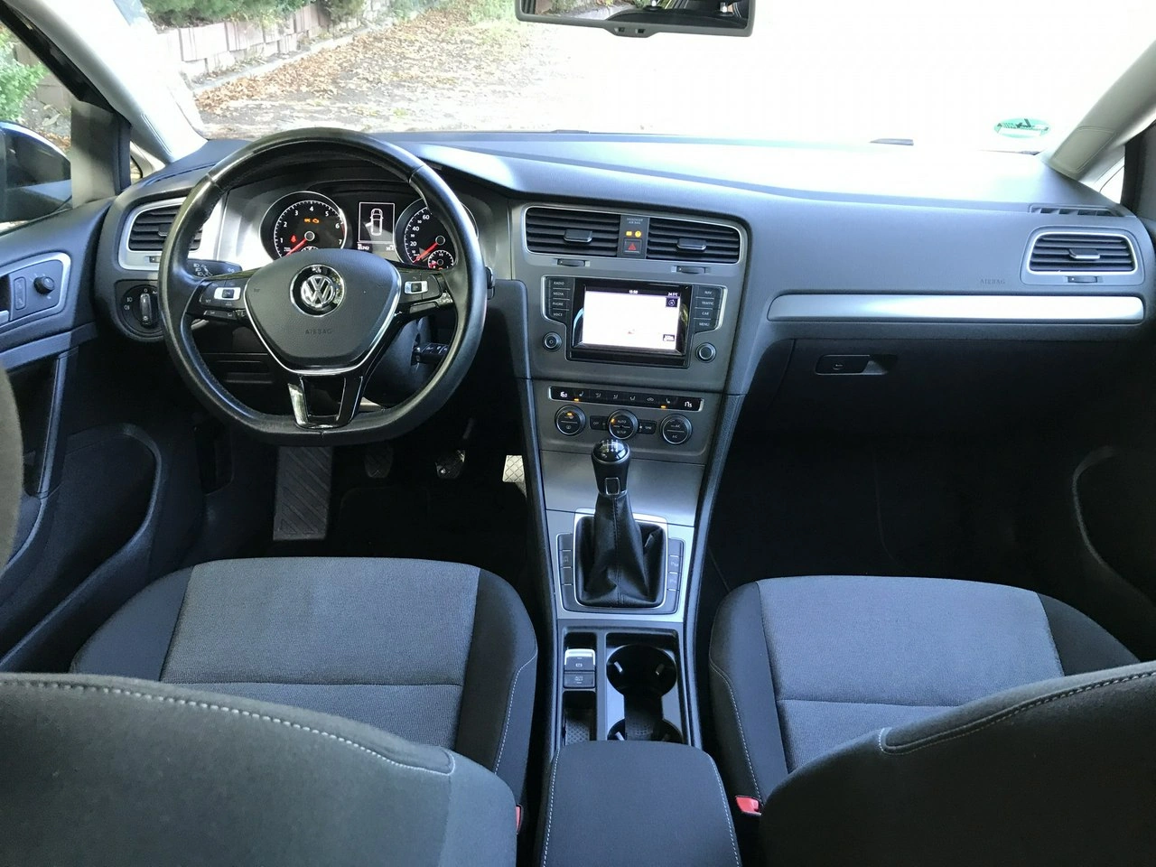 Volkswagen Golf - Zdjęcie 9