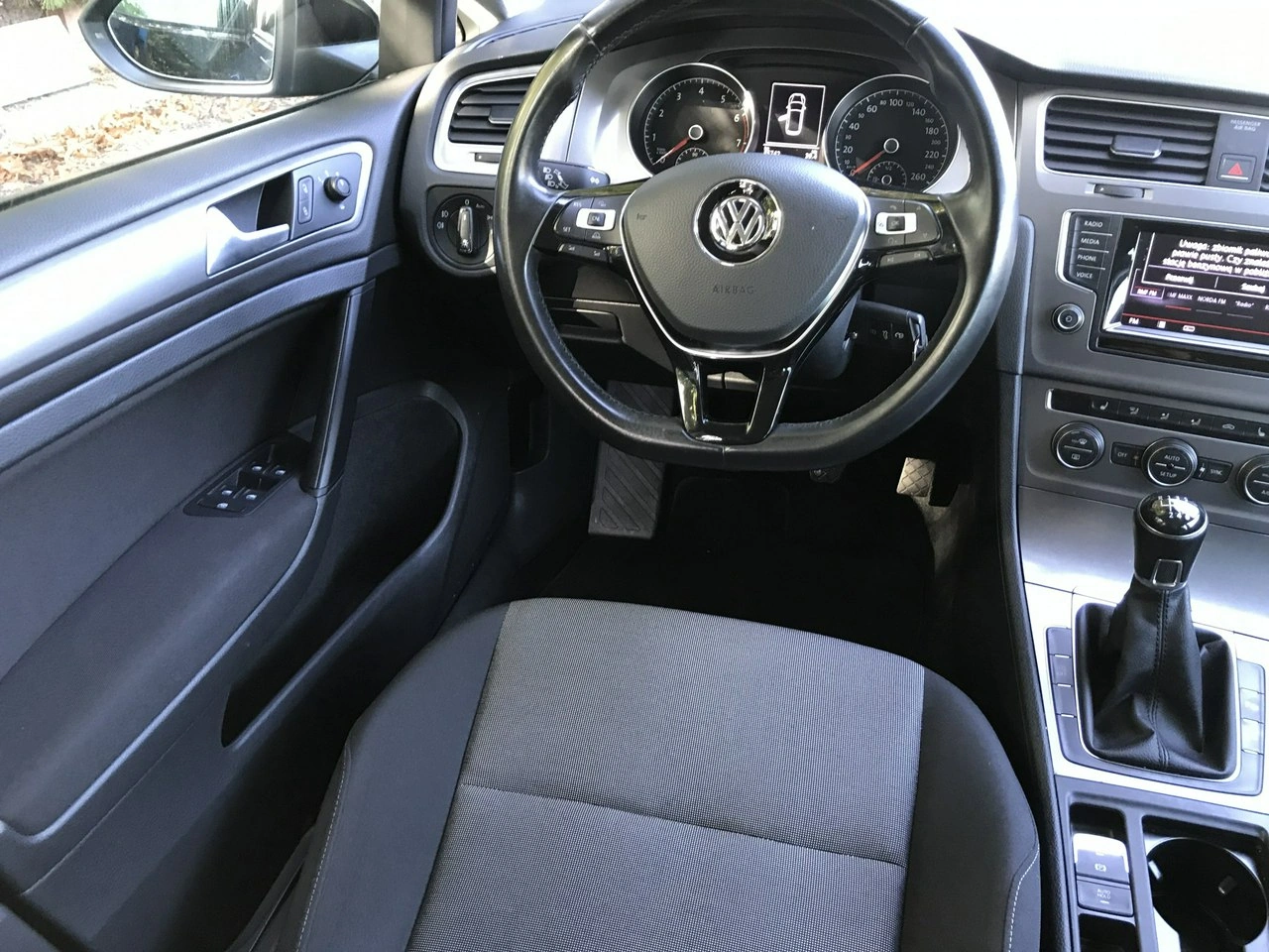 Volkswagen Golf - Zdjęcie 7