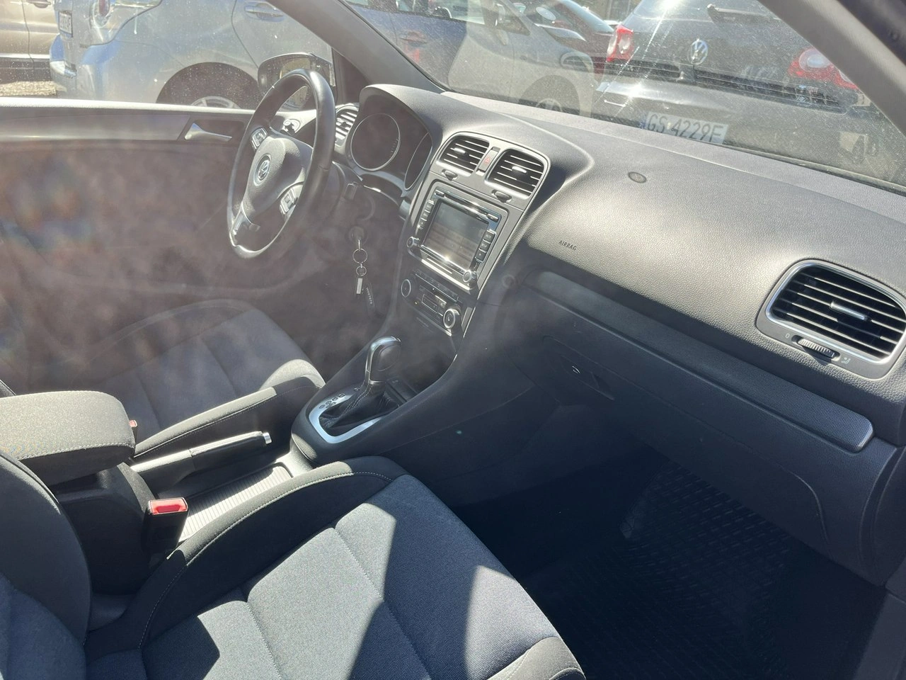 Volkswagen Golf - Zdjęcie 9