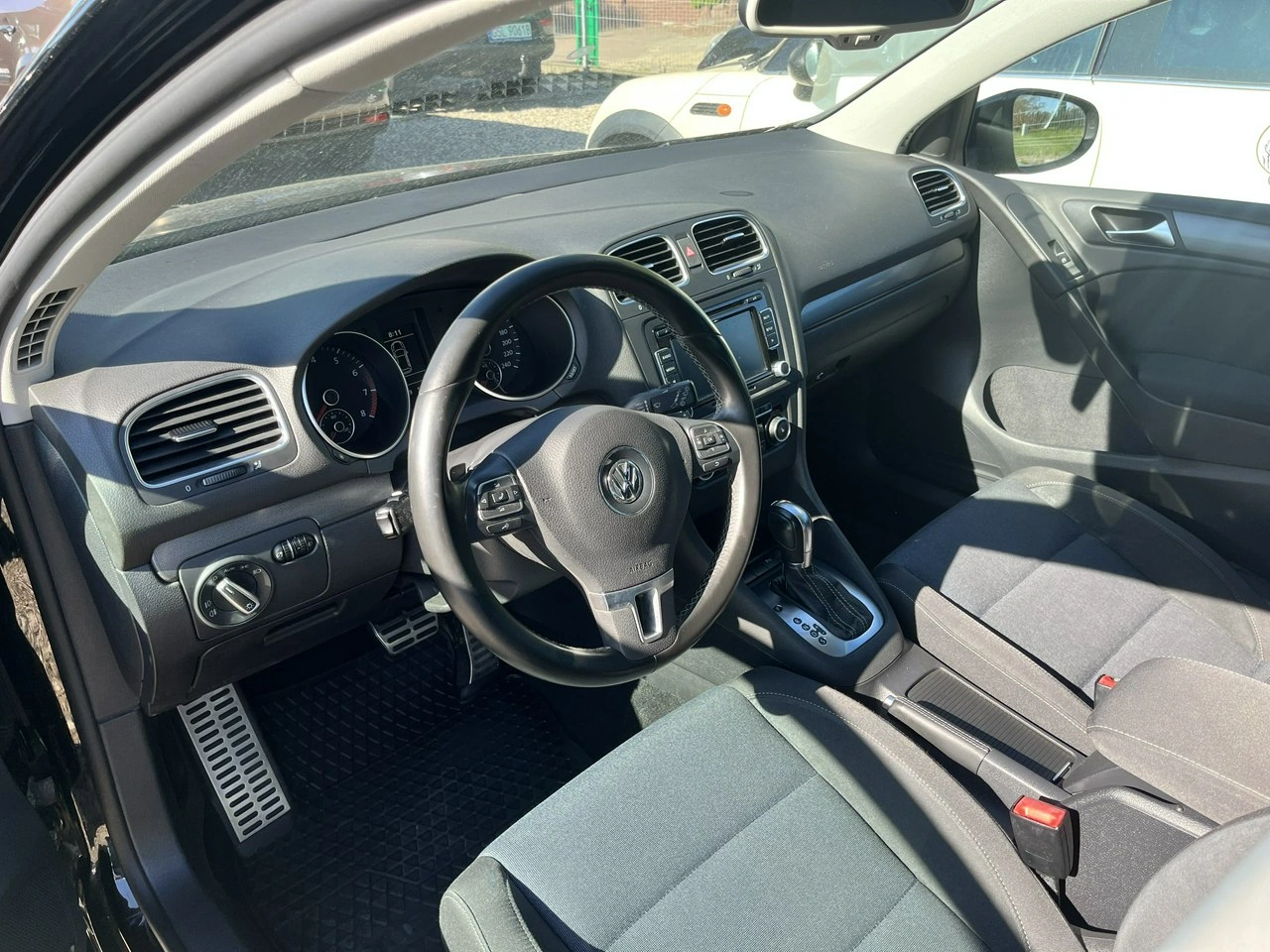 Volkswagen Golf - Zdjęcie 4