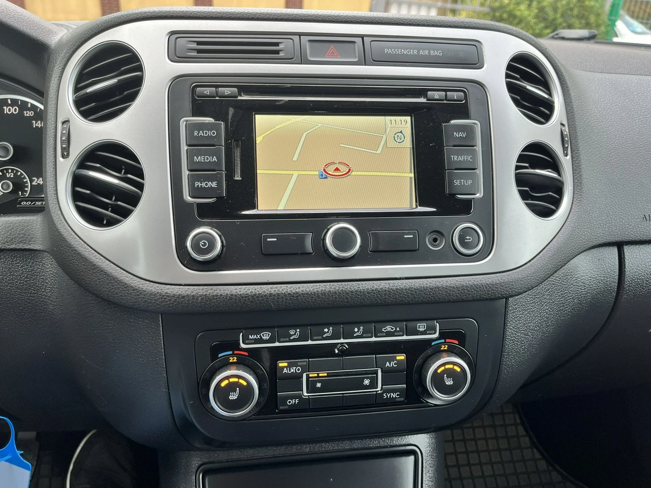 Volkswagen Tiguan - Zdjęcie 11