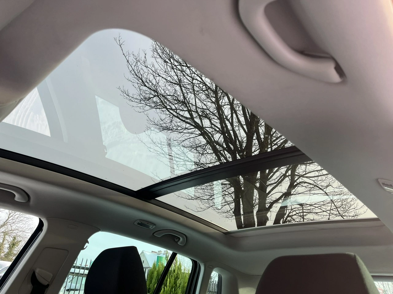 Volkswagen Tiguan - Zdjęcie 12