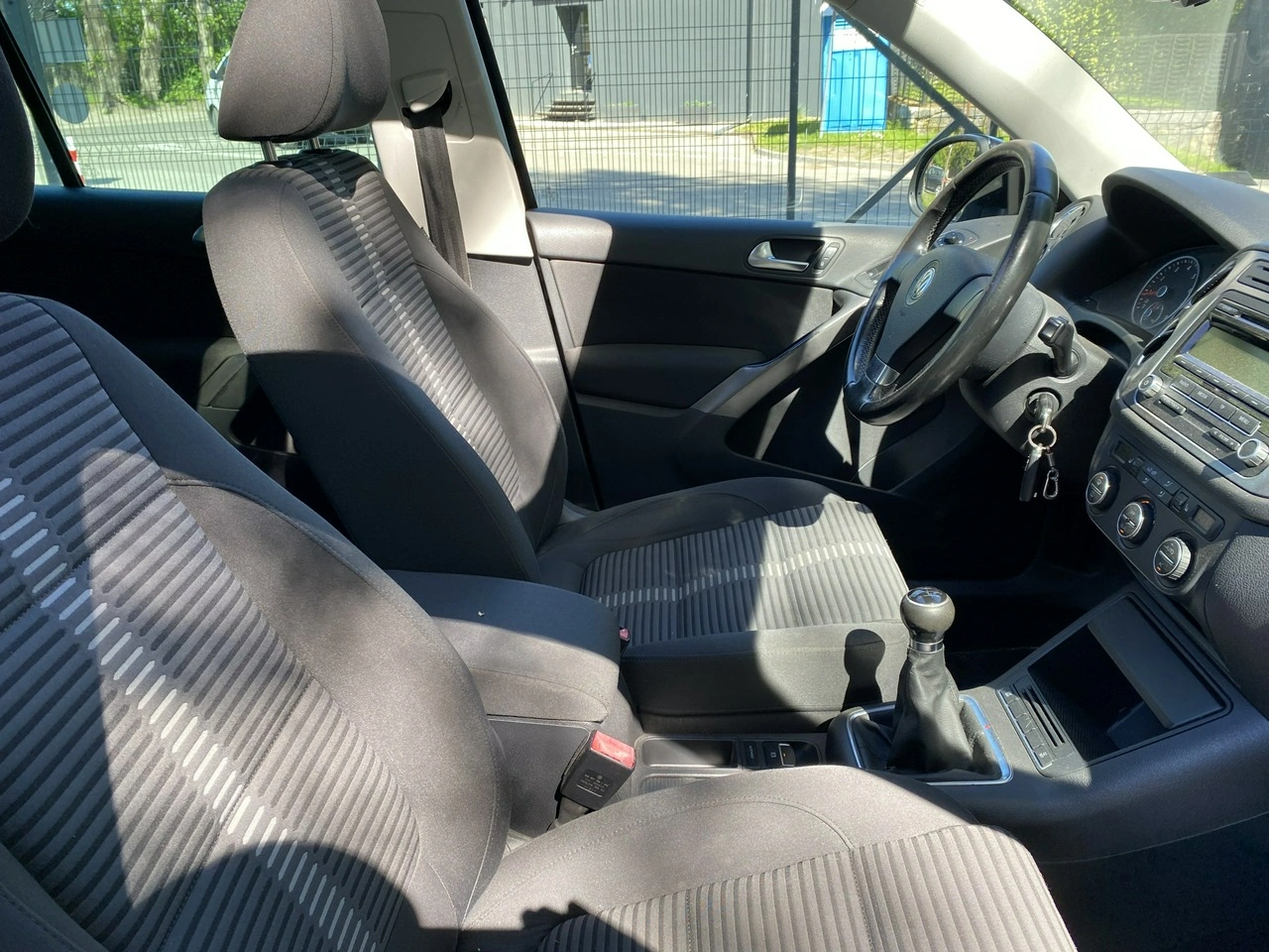 Volkswagen Tiguan - Zdjęcie 13