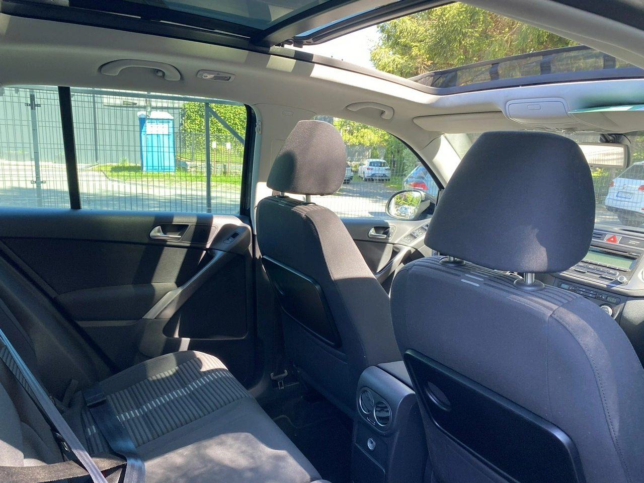 Volkswagen Tiguan - Zdjęcie 14