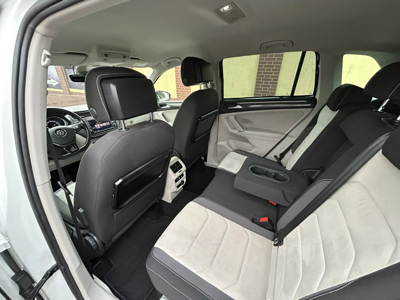 Volkswagen Tiguan - Zdjęcie 14
