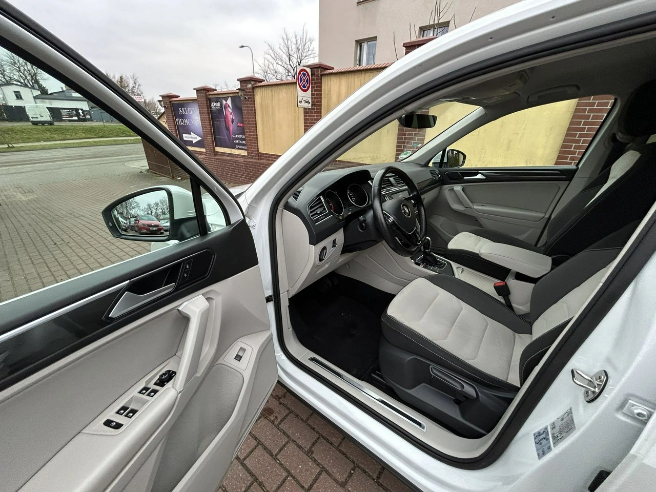 Volkswagen Tiguan - Zdjęcie 8