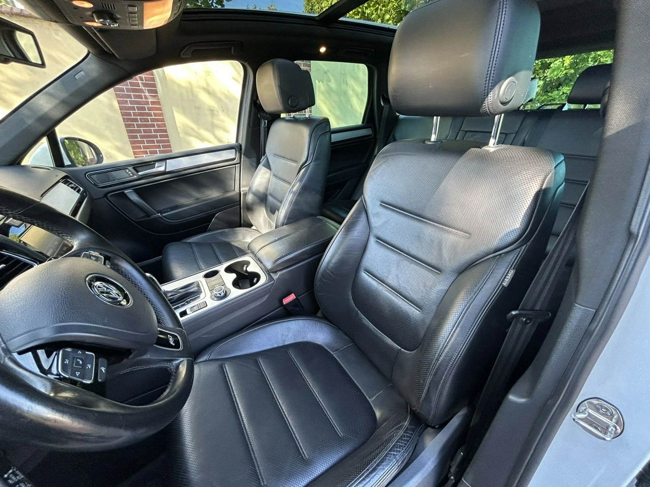 Volkswagen Touareg - Zdjęcie 10