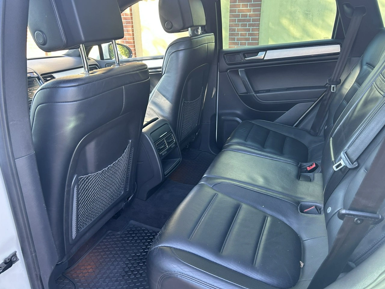 Volkswagen Touareg - Zdjęcie 15