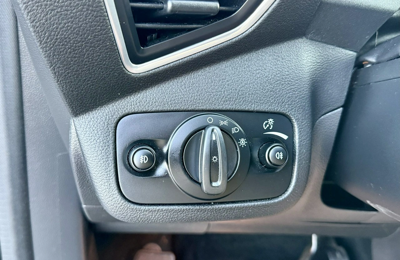 Ford Kuga - Zdjęcie 33