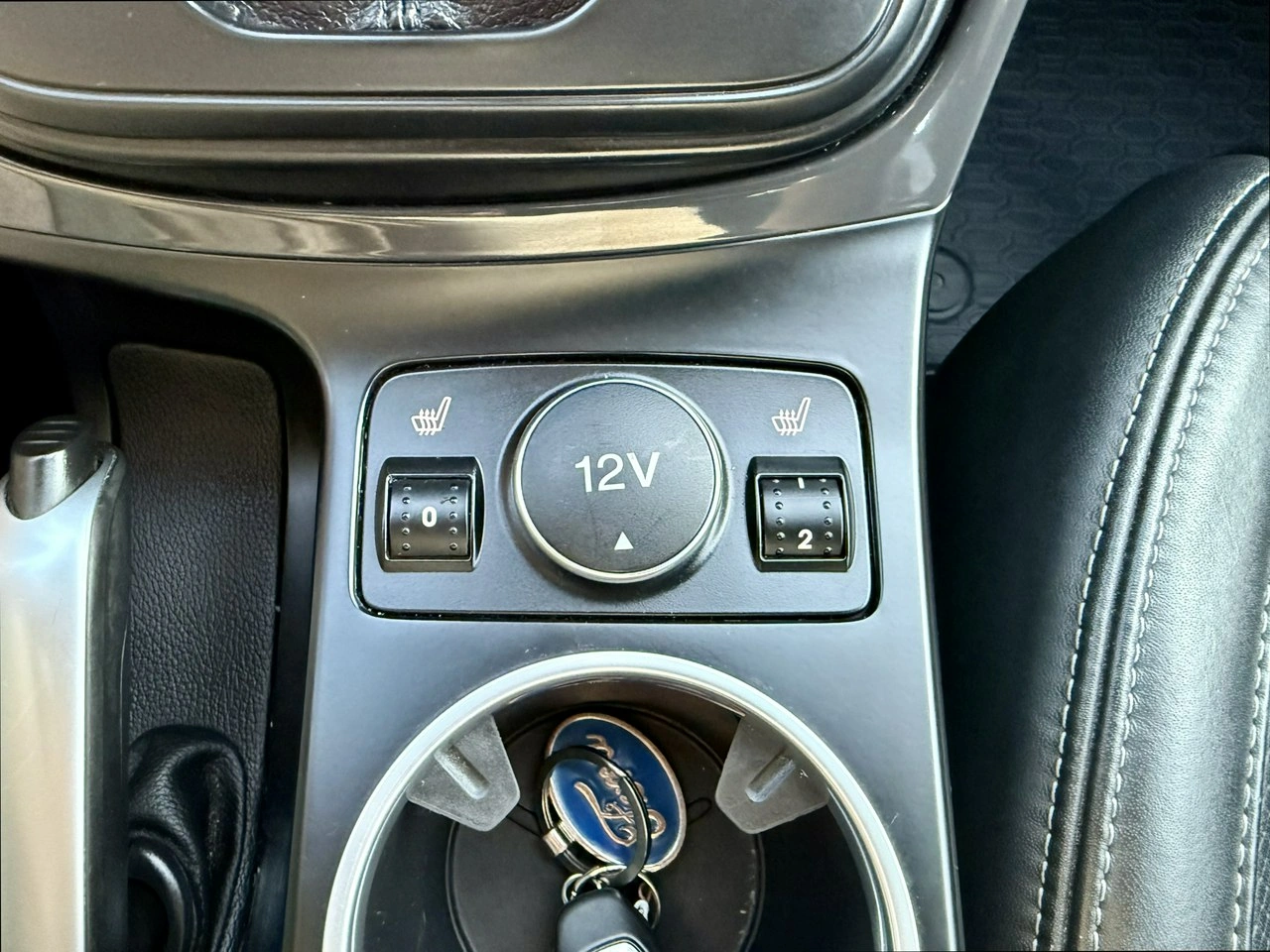 Ford Kuga - Zdjęcie 21