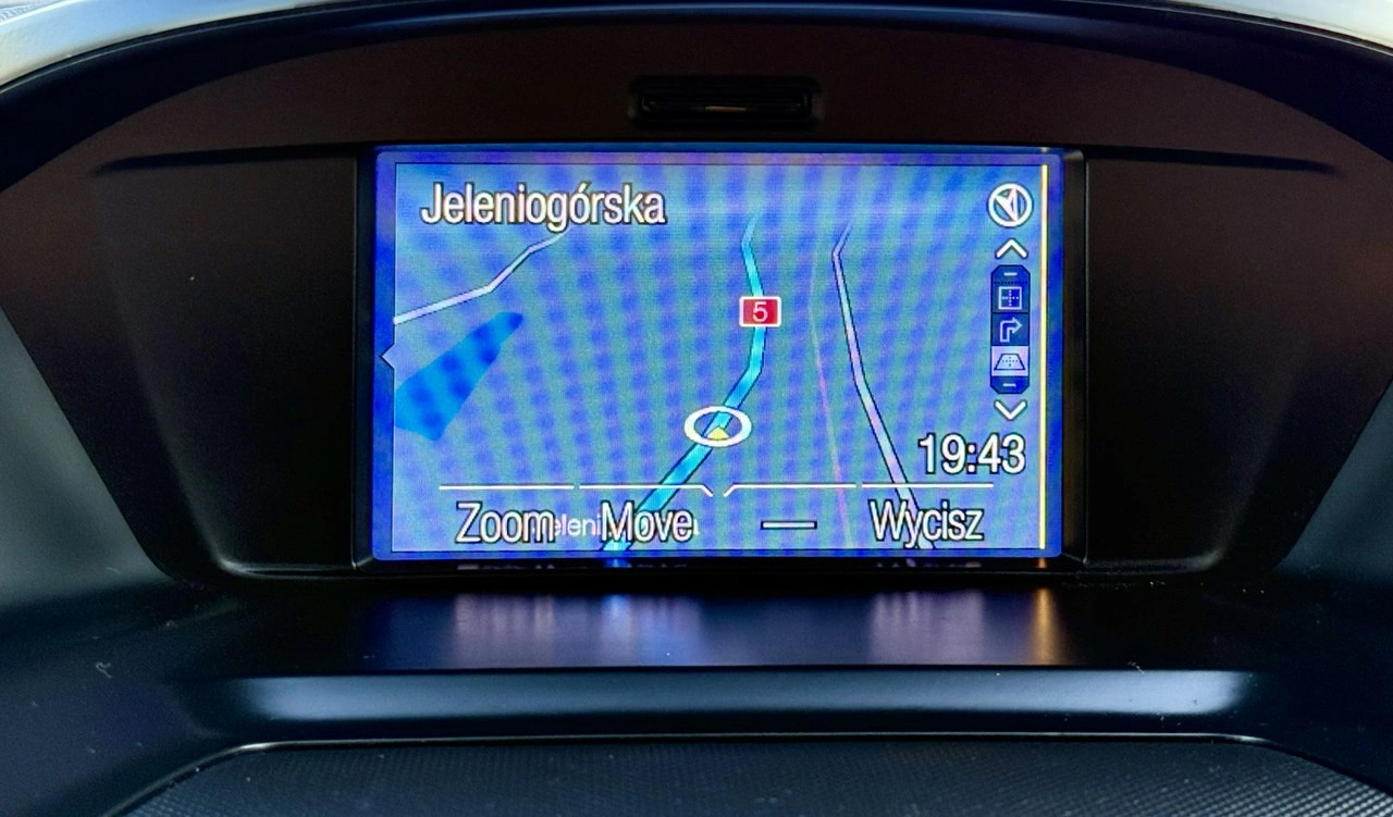 Ford Kuga - Zdjęcie 24