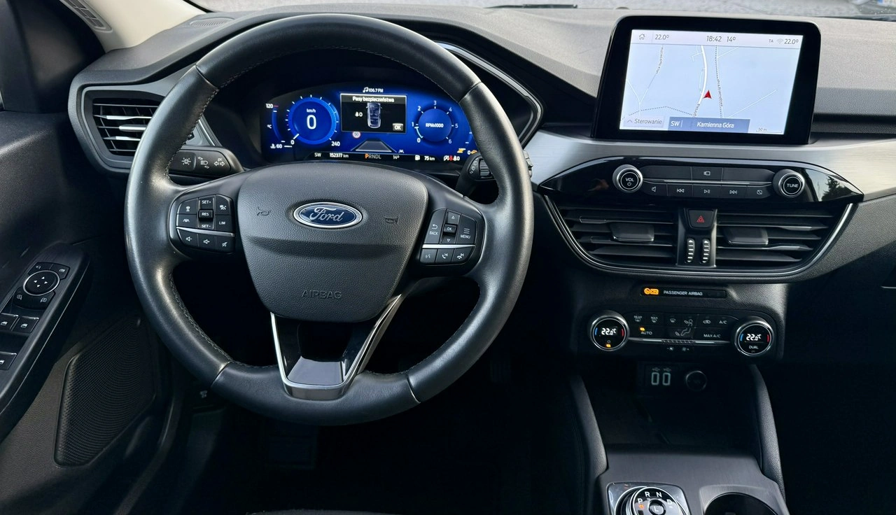 Ford Kuga - Zdjęcie 13