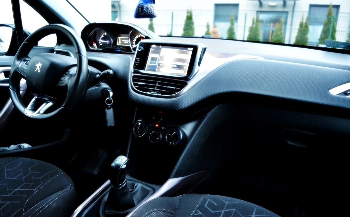 Peugeot 2008 - Zdjęcie 7