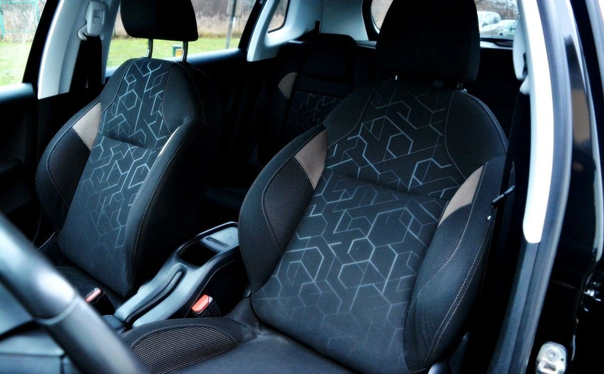 Peugeot 2008 - Zdjęcie 8