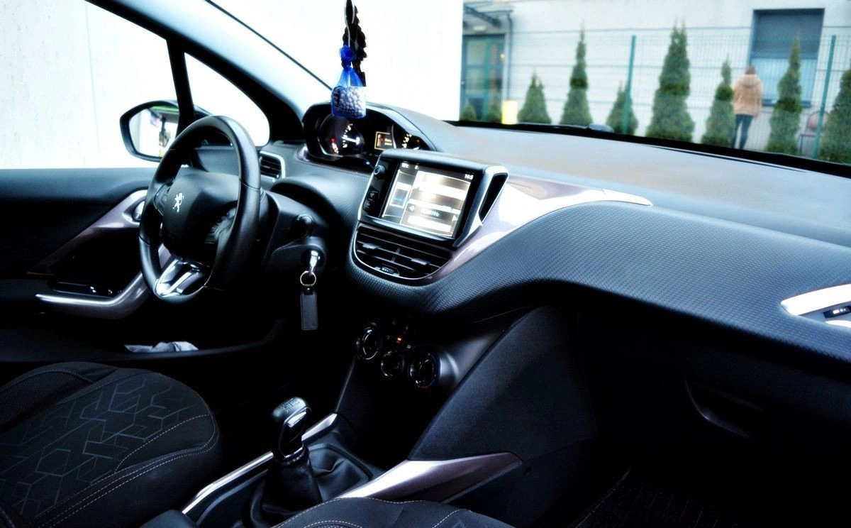 Peugeot 2008 - Zdjęcie 10