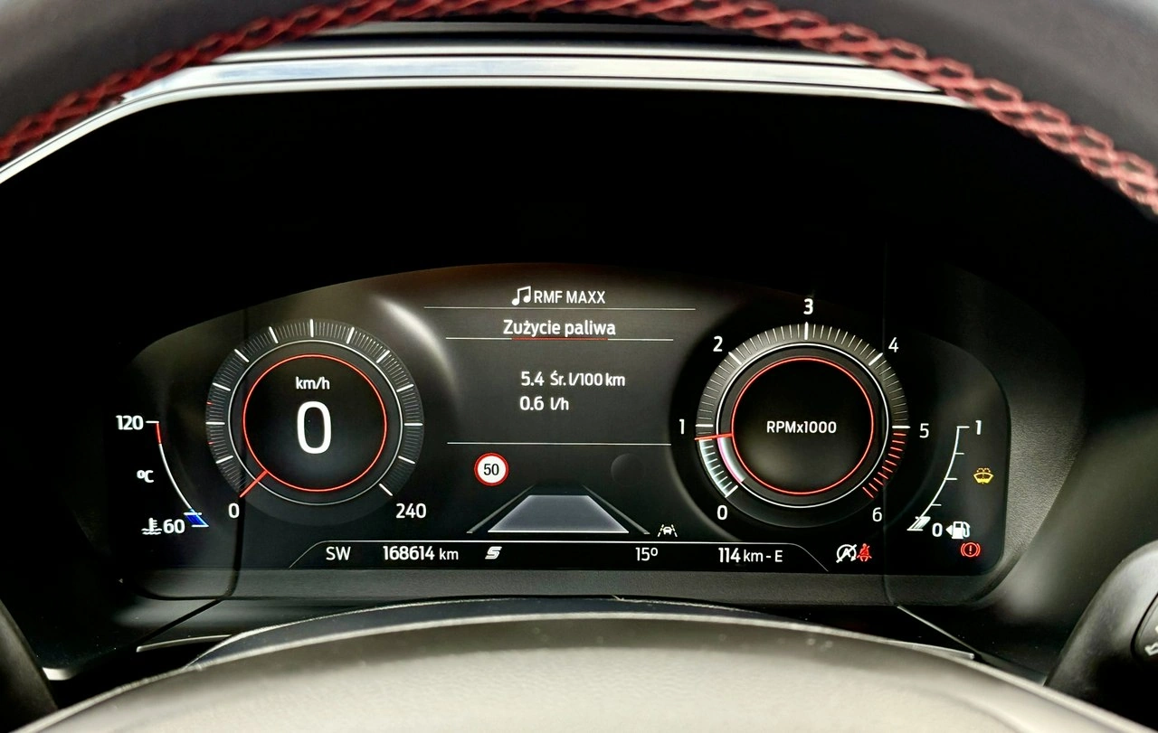 Ford Kuga - Zdjęcie 22