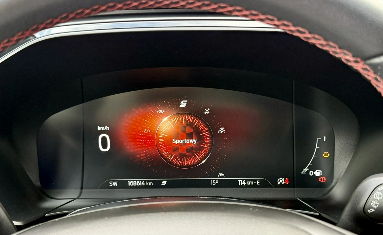 Ford Kuga - Zdjęcie 23