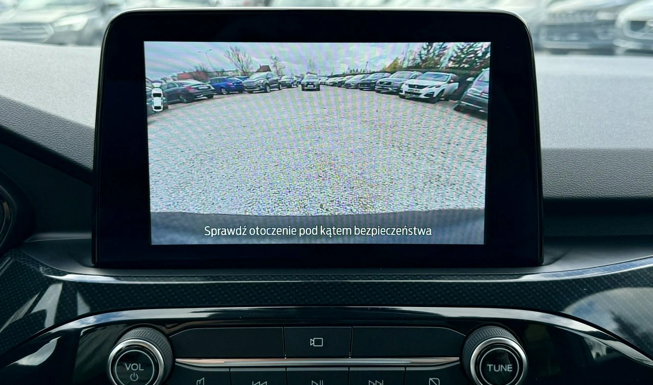 Ford Kuga - Zdjęcie 24