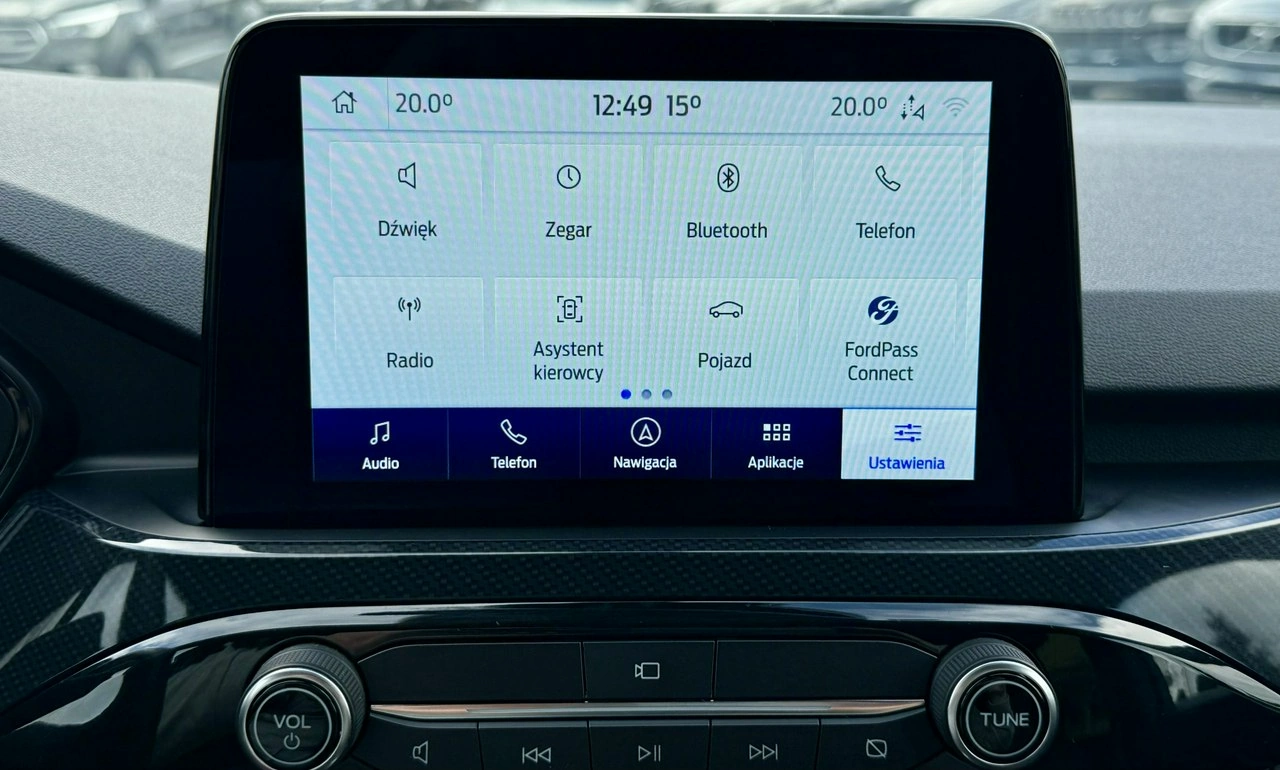 Ford Kuga - Zdjęcie 25