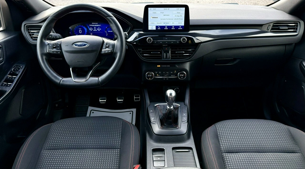 Ford Kuga - Zdjęcie 10