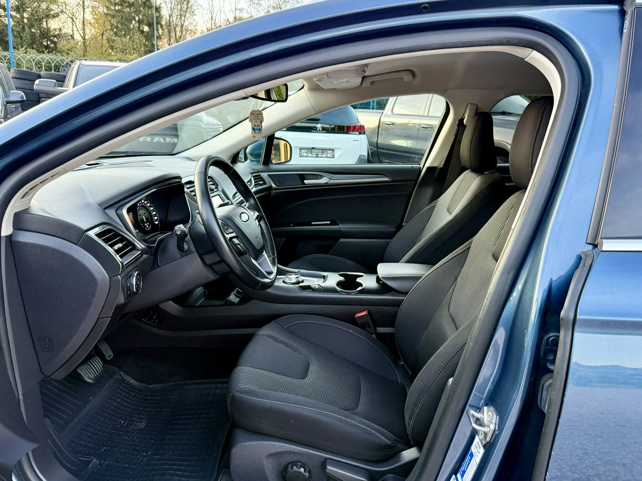 Ford Mondeo - Zdjęcie 8