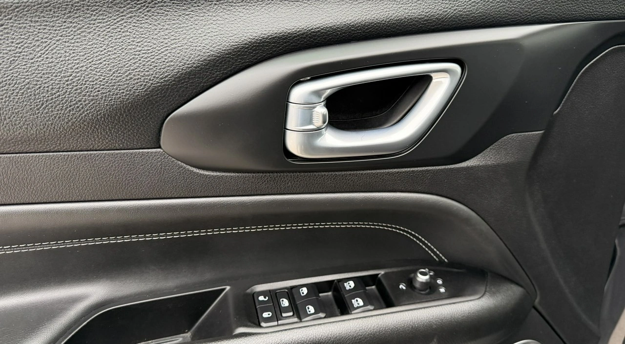 Jeep Compass - Zdjęcie 35