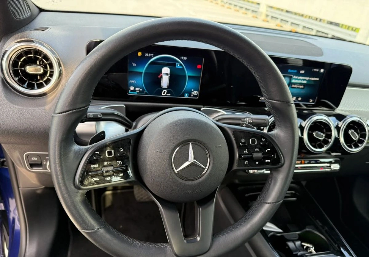 Mercedes-Benz GLB - Zdjęcie 16
