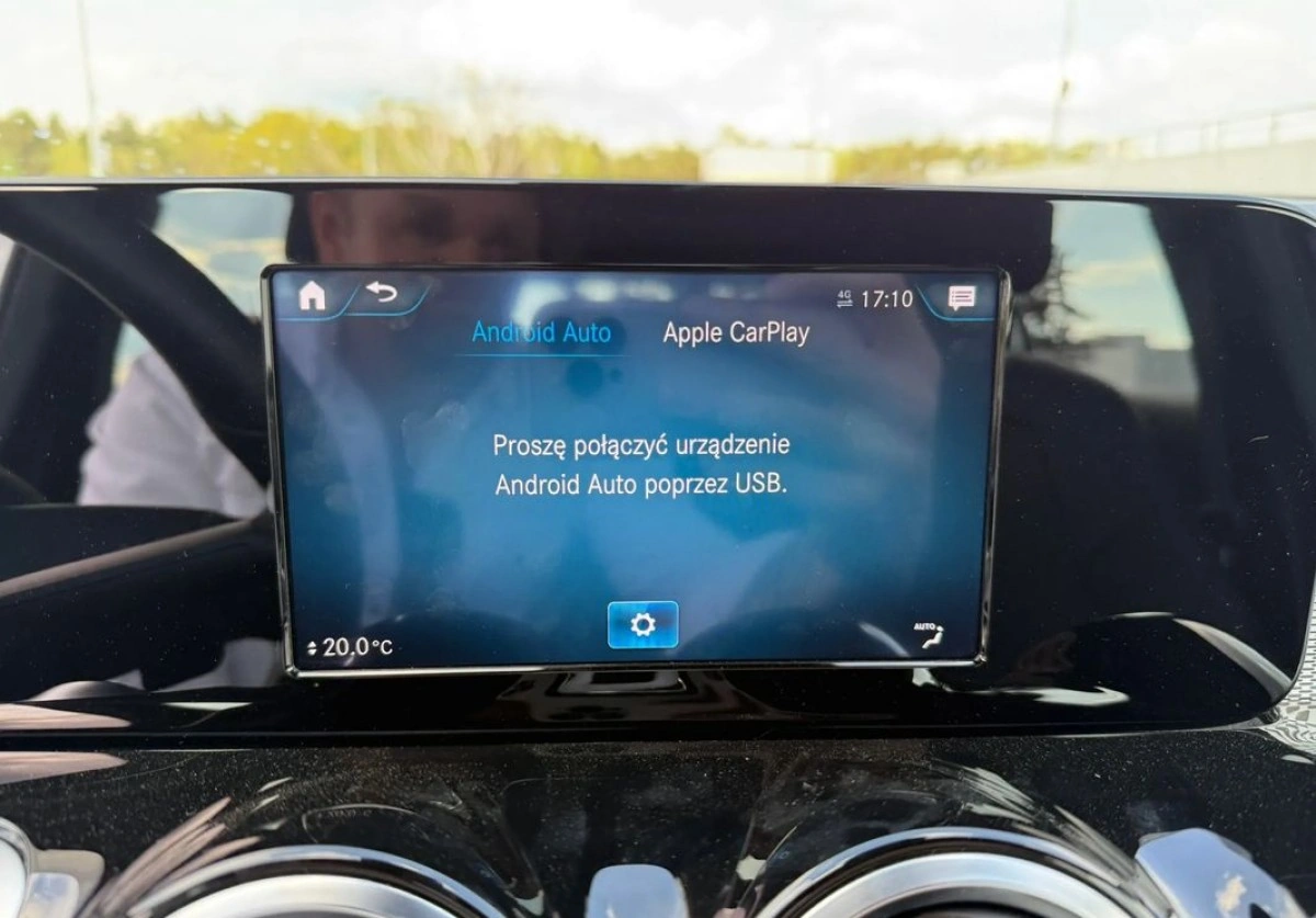 Mercedes-Benz GLB - Zdjęcie 23