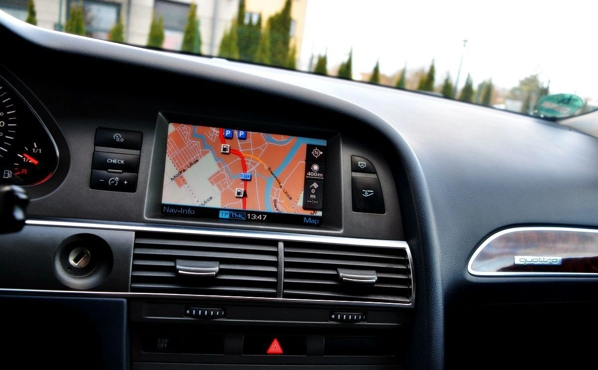 Audi A6 Avant - Zdjęcie 14