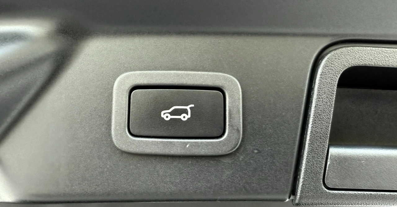 Land Rover Range Rover Velar - Zdjęcie 40