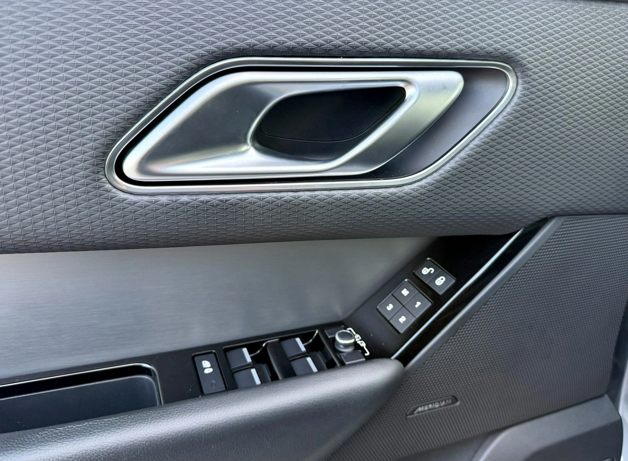 Land Rover Range Rover Velar - Zdjęcie 39