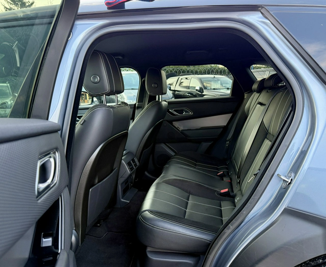 Land Rover Range Rover Velar - Zdjęcie 9