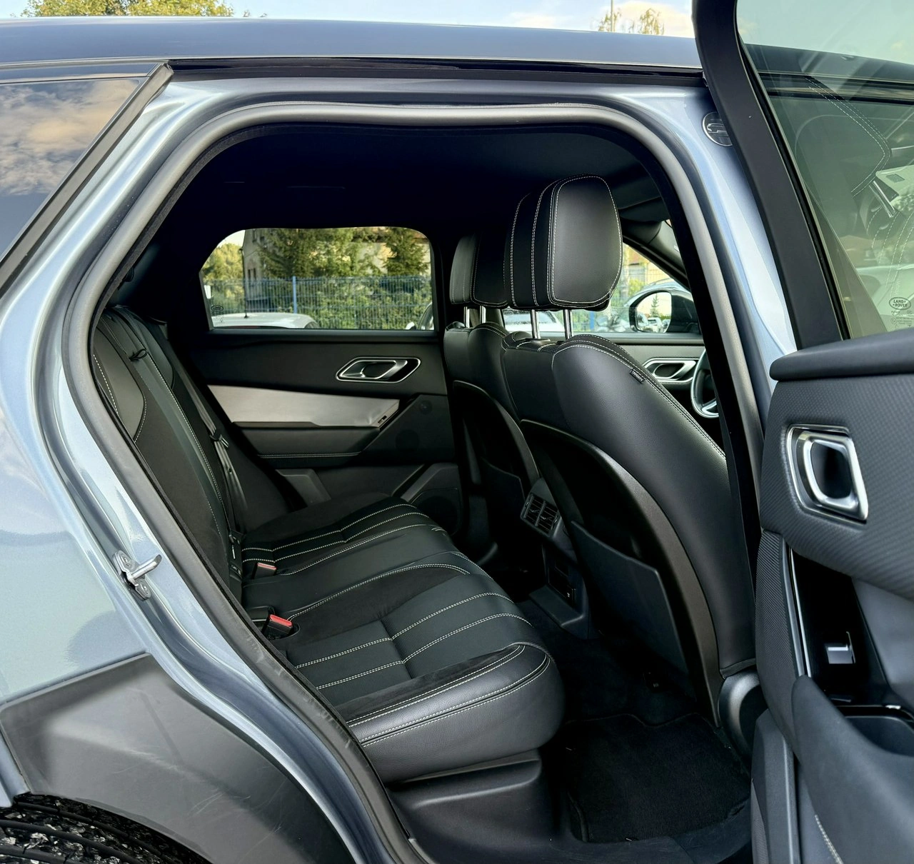 Land Rover Range Rover Velar - Zdjęcie 11