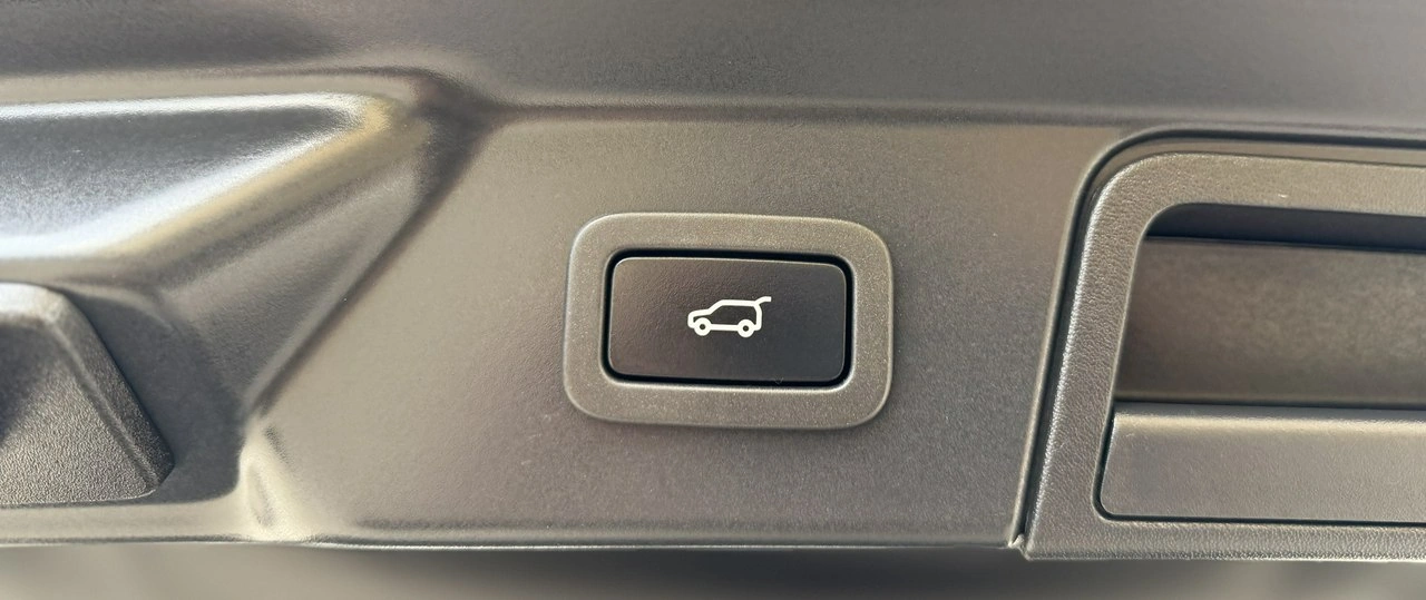 Land Rover Range Rover Velar - Zdjęcie 34