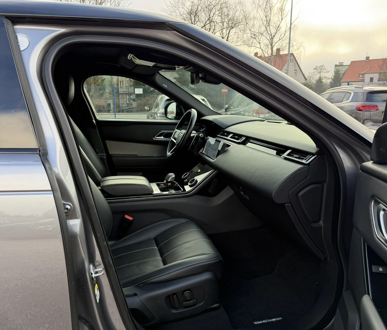 Land Rover Range Rover Velar - Zdjęcie 12