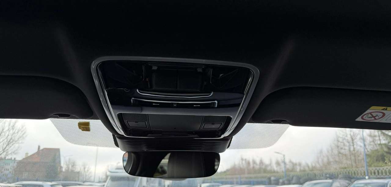 Land Rover Range Rover Velar - Zdjęcie 32