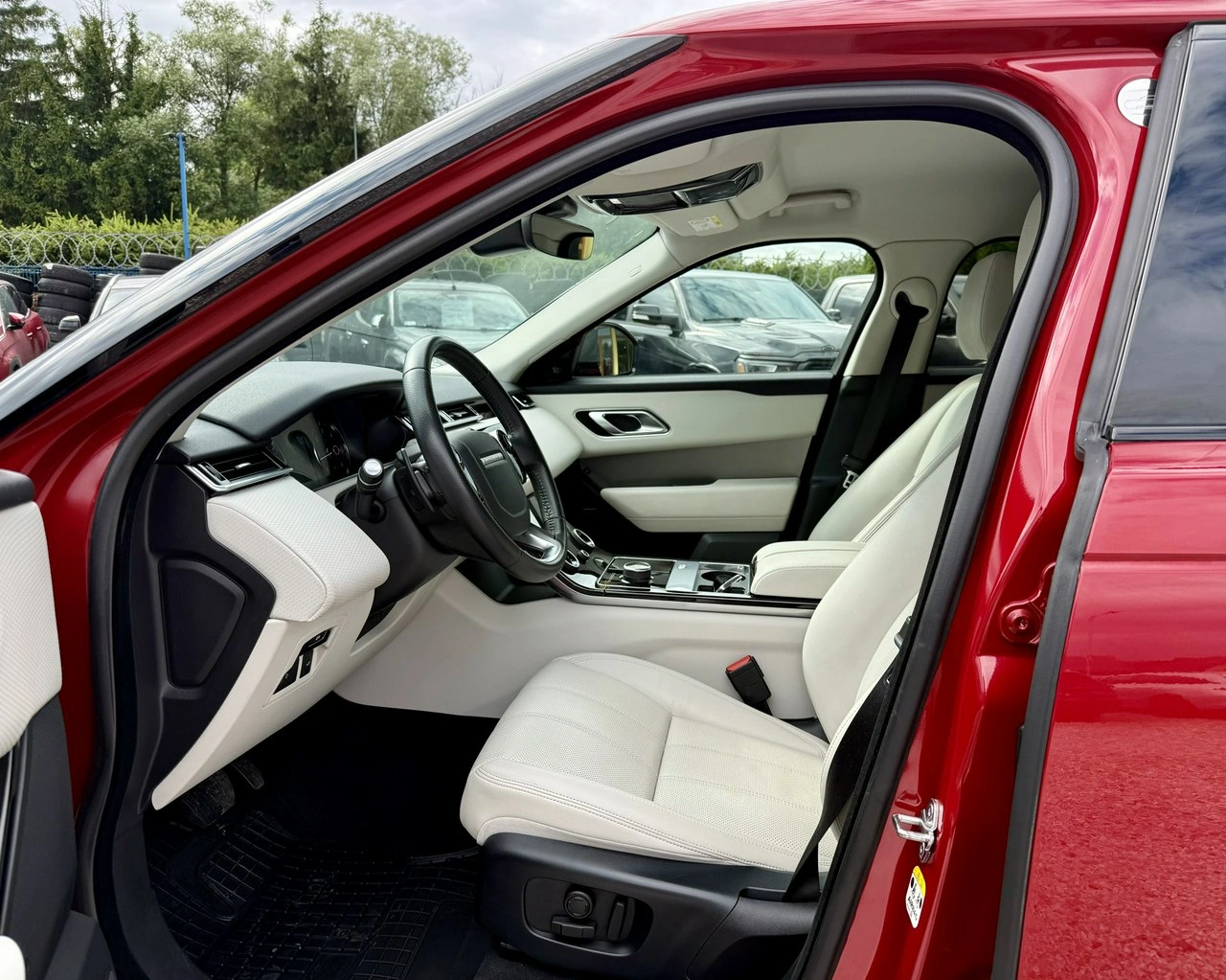Land Rover Range Rover Velar - Zdjęcie 8
