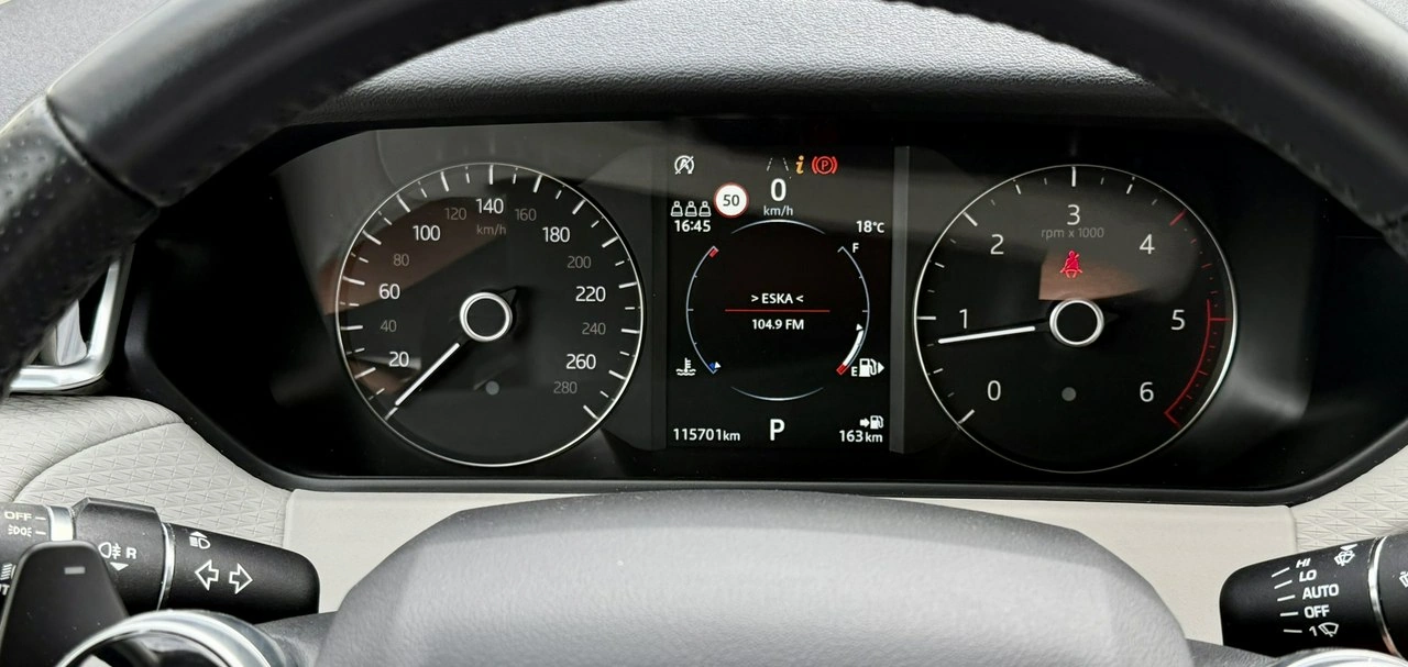 Land Rover Range Rover Velar - Zdjęcie 17