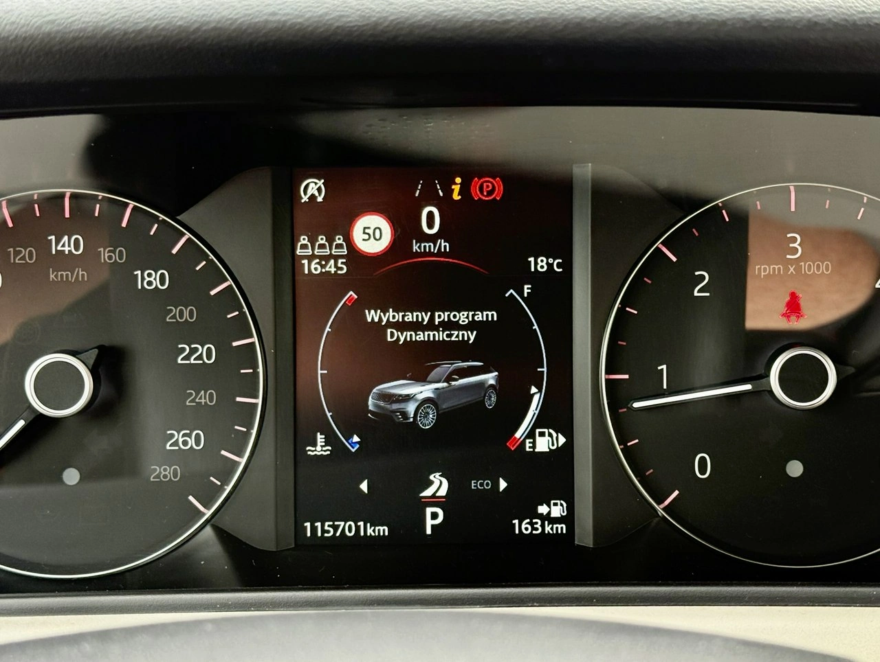 Land Rover Range Rover Velar - Zdjęcie 25