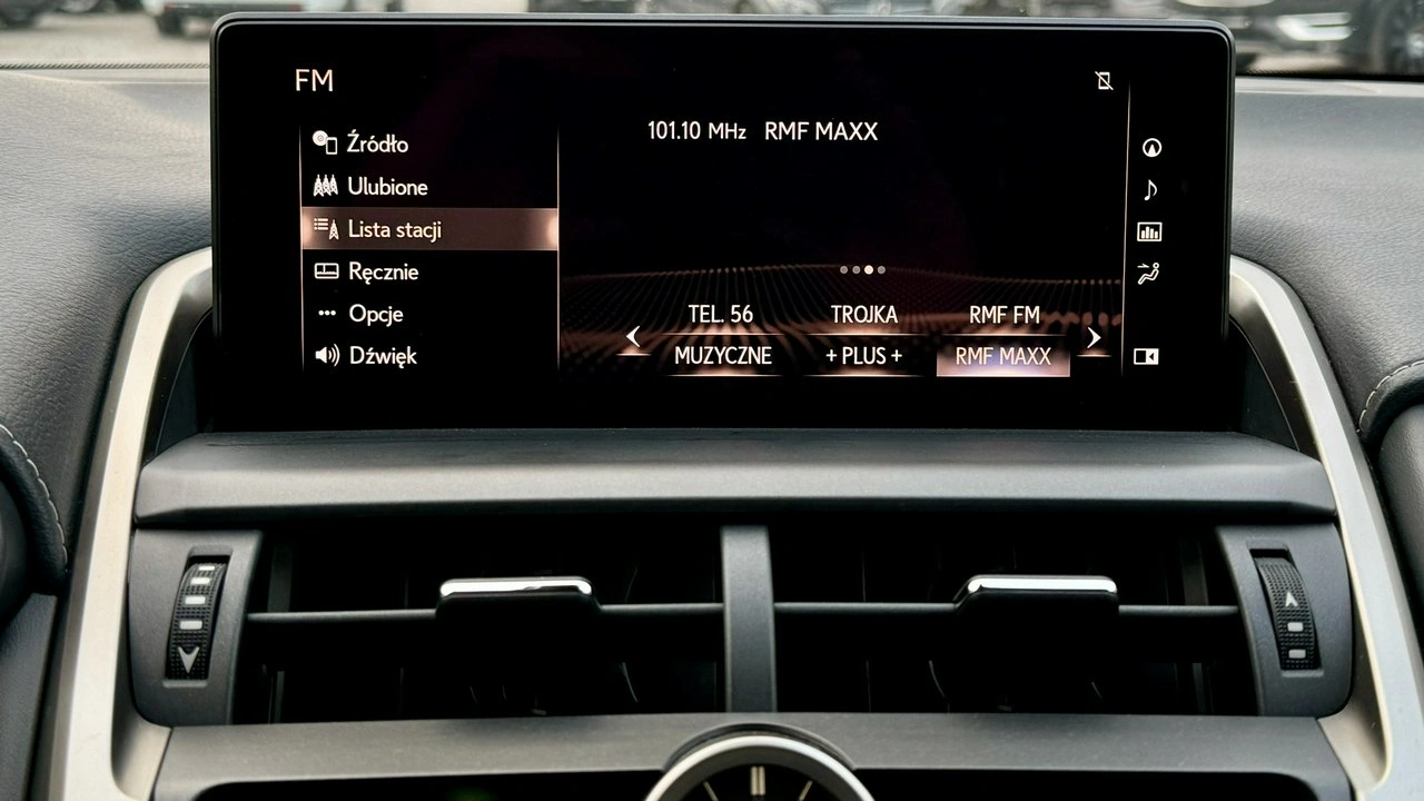 Lexus NX - Zdjęcie 23