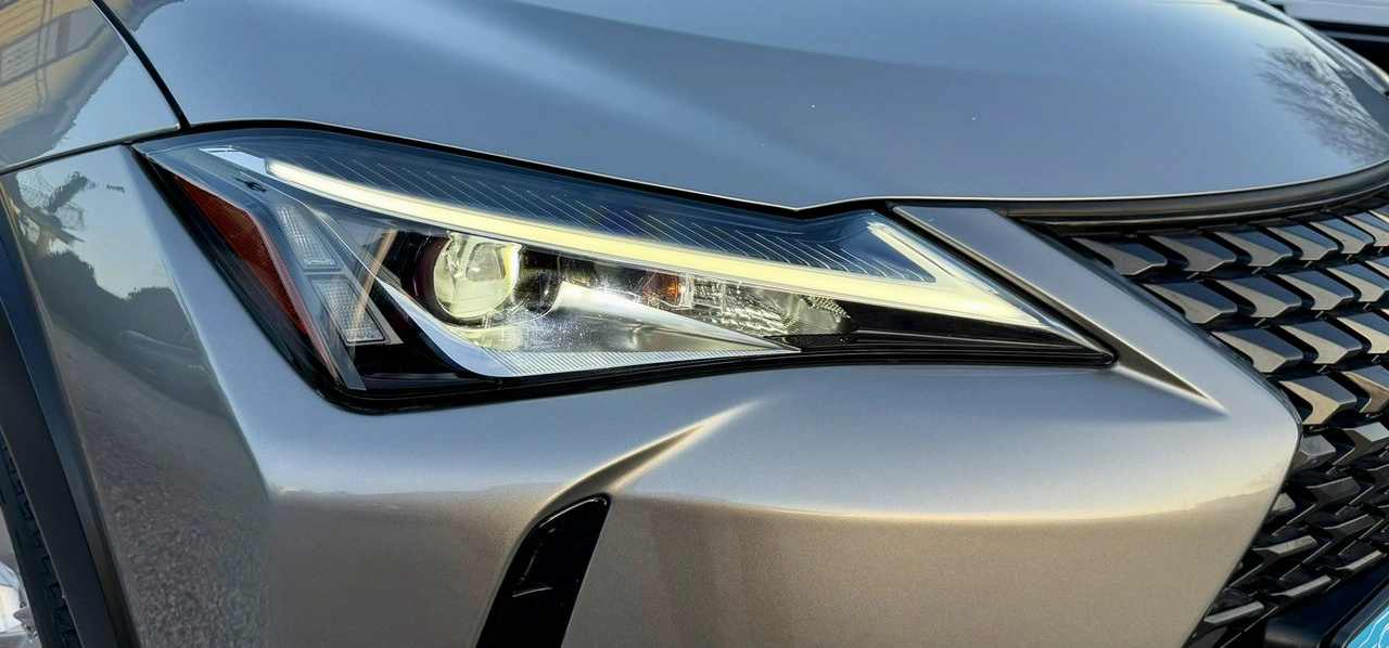 Lexus UX - Zdjęcie 16