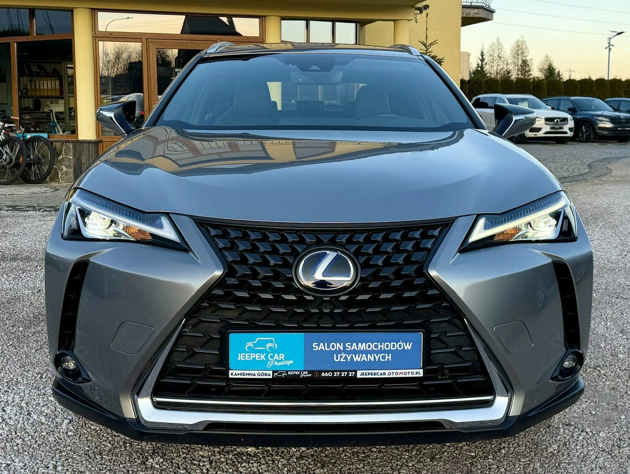 Lexus UX - Zdjęcie 1