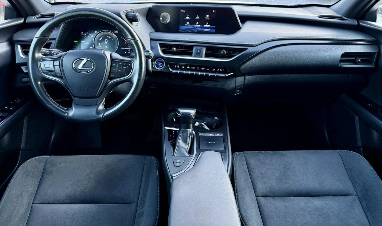 Lexus UX - Zdjęcie 10