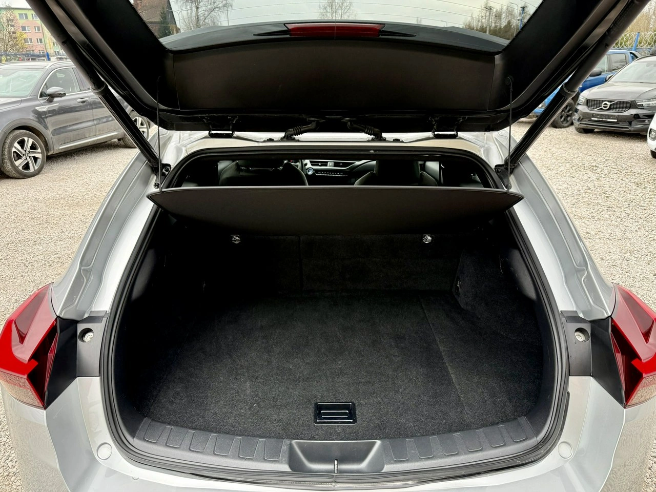 Lexus UX - Zdjęcie 34