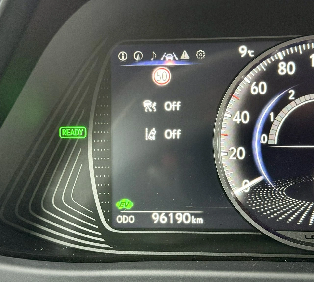 Lexus UX - Zdjęcie 22