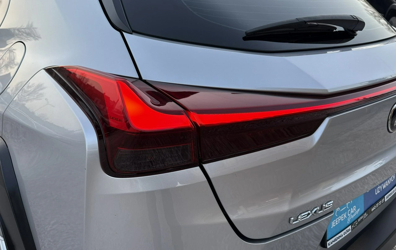 Lexus UX - Zdjęcie 14