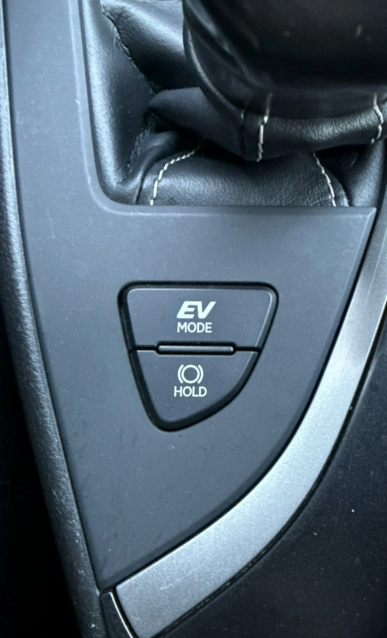 Lexus UX - Zdjęcie 28