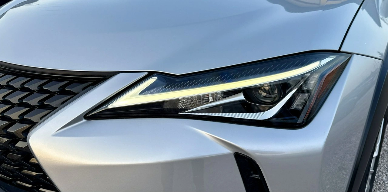 Lexus UX - Zdjęcie 13