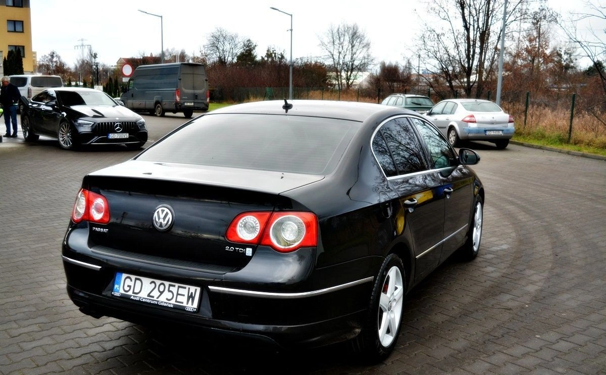 Volkswagen Passat - Zdjęcie 19