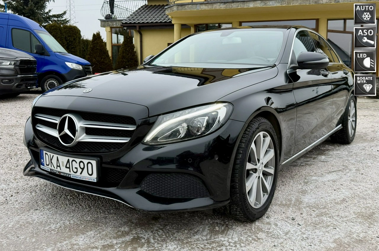 Mercedes C 180 - Główne zdjęcie